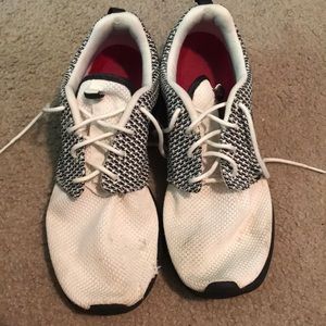 Nike Roshe running shoes US Men’s Size 10